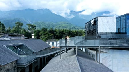 Dali Transformer Theater: Immersive Theatrical District